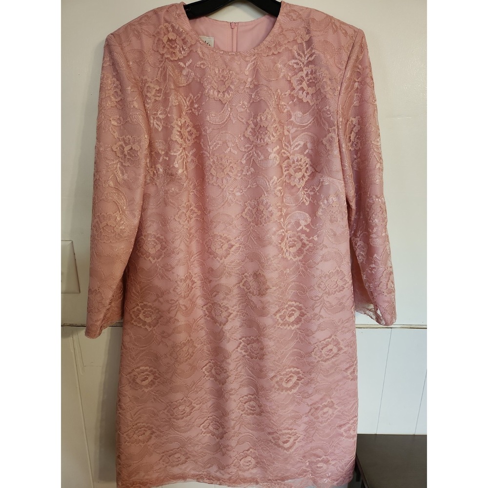Vintage New Looks California Trendy Pink Lace Tonal Shift Dress Size 14P Floral - Picture 2 of 16